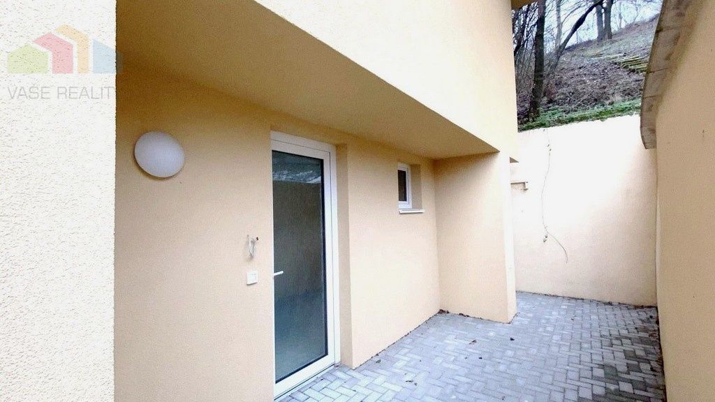 Trojizbový mezonetový byt Banka pri Piešťanoch - 2