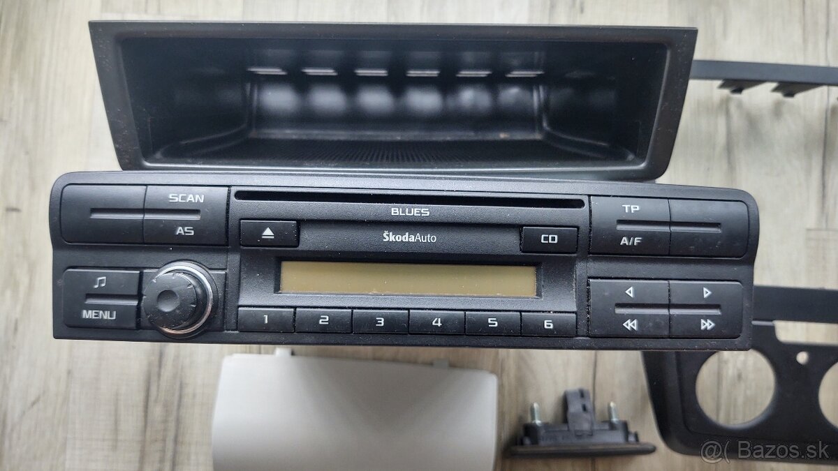 Skoda Yeti 2012 originalne diely - 2