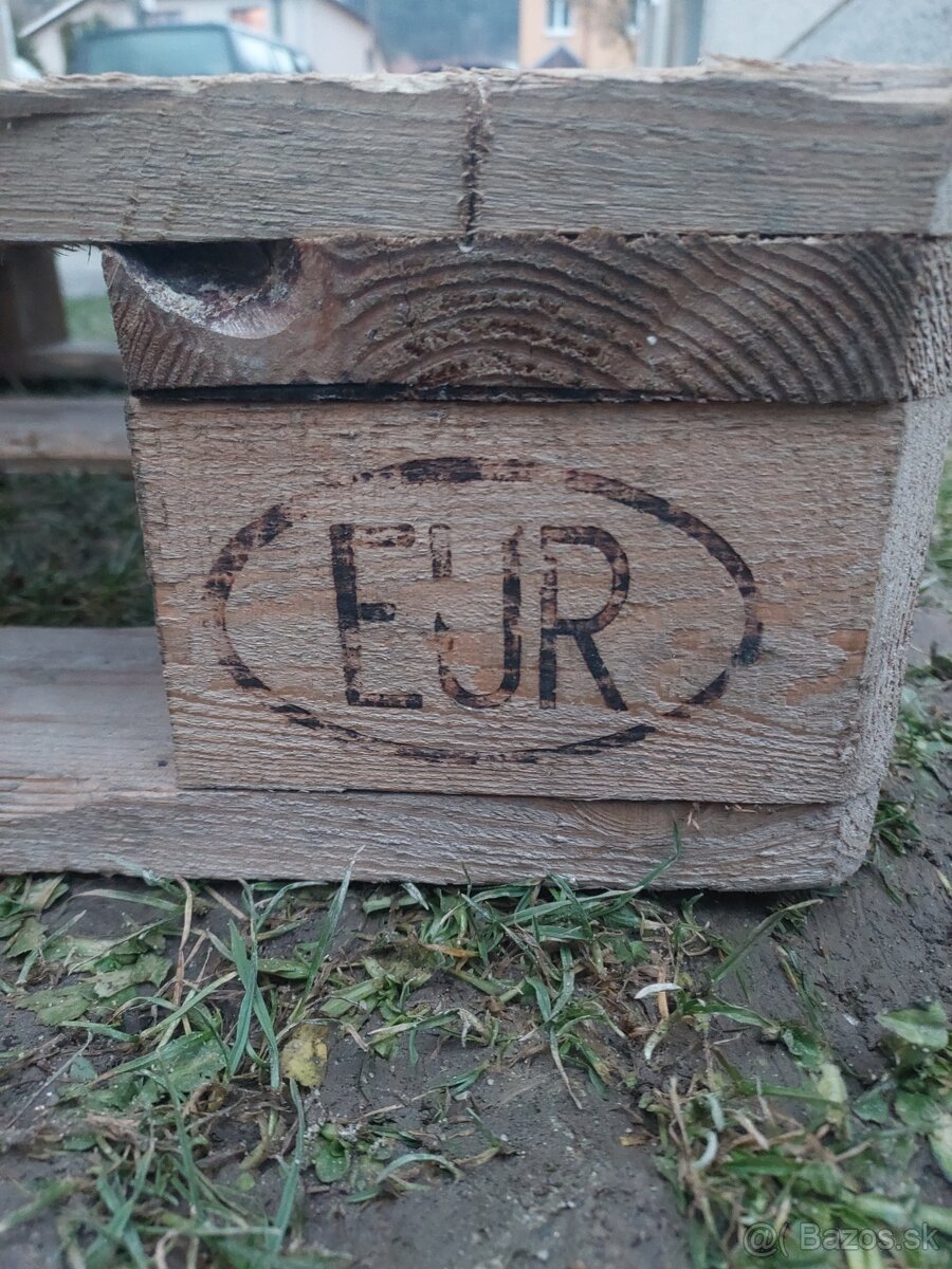 Predám palety - 2
