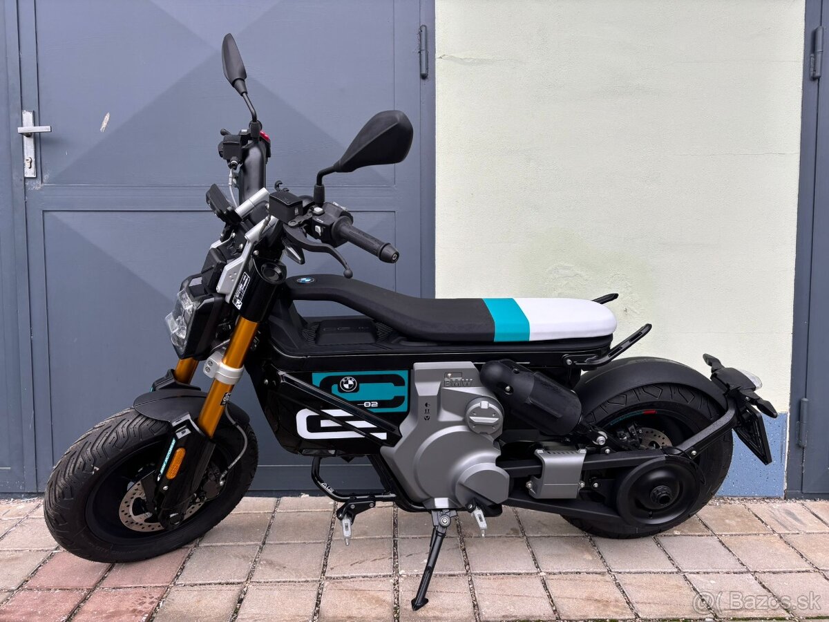 BMW CE 02 - 2