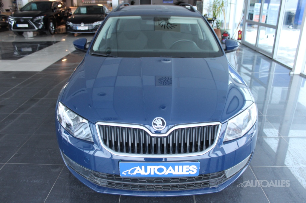 Škoda Octavia Combi 2,0 TDi 110 kW STYLE - 2