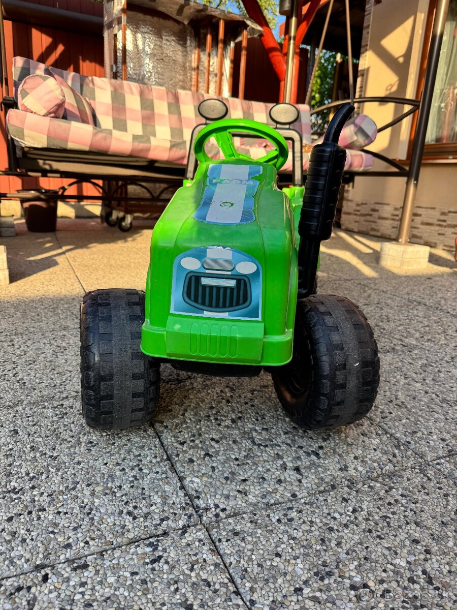 Detský šlapací traktor - 2