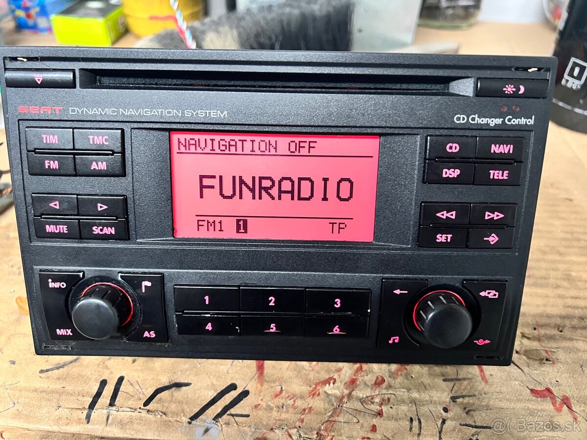 seat mcd radio - 2