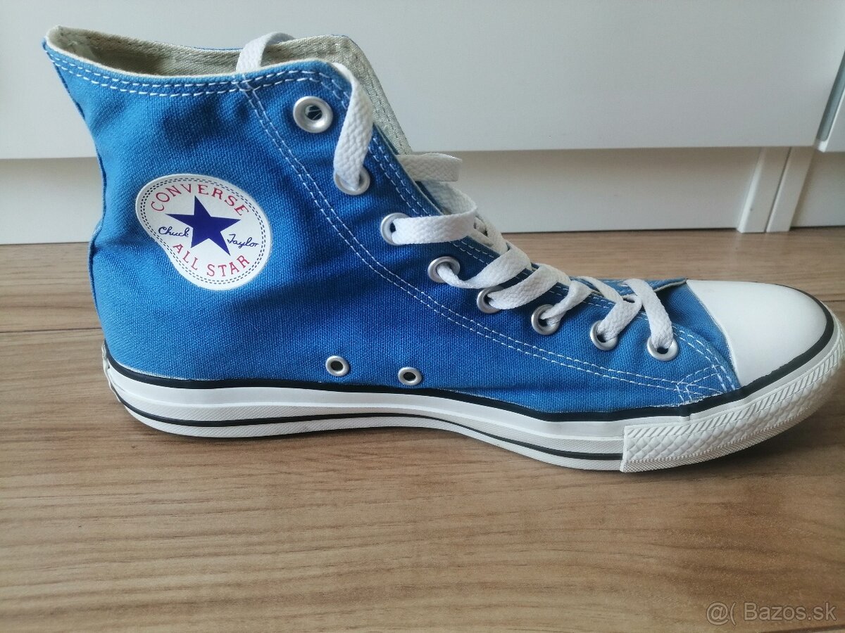 Converse modre - 2
