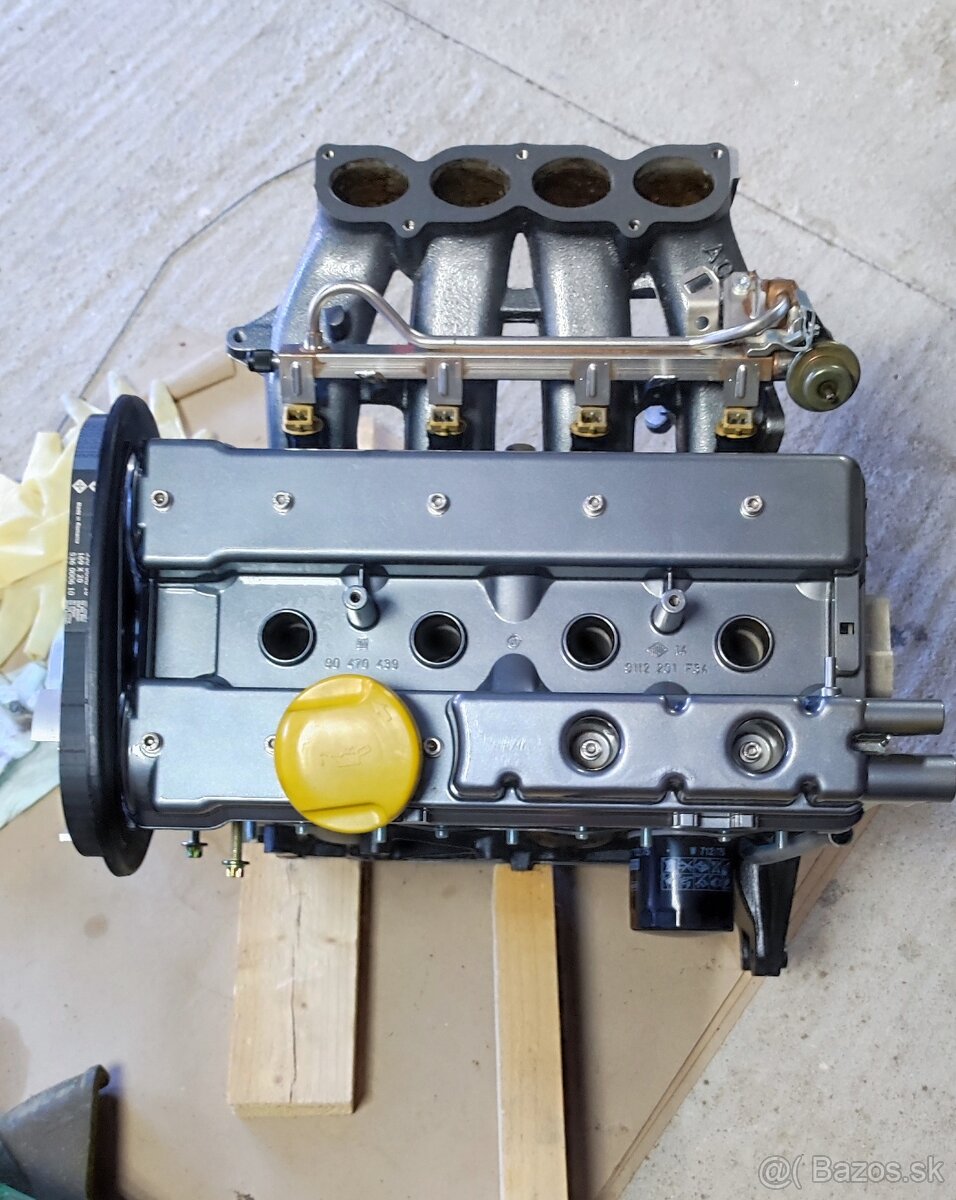 Motor X16XE repas top stav - 2