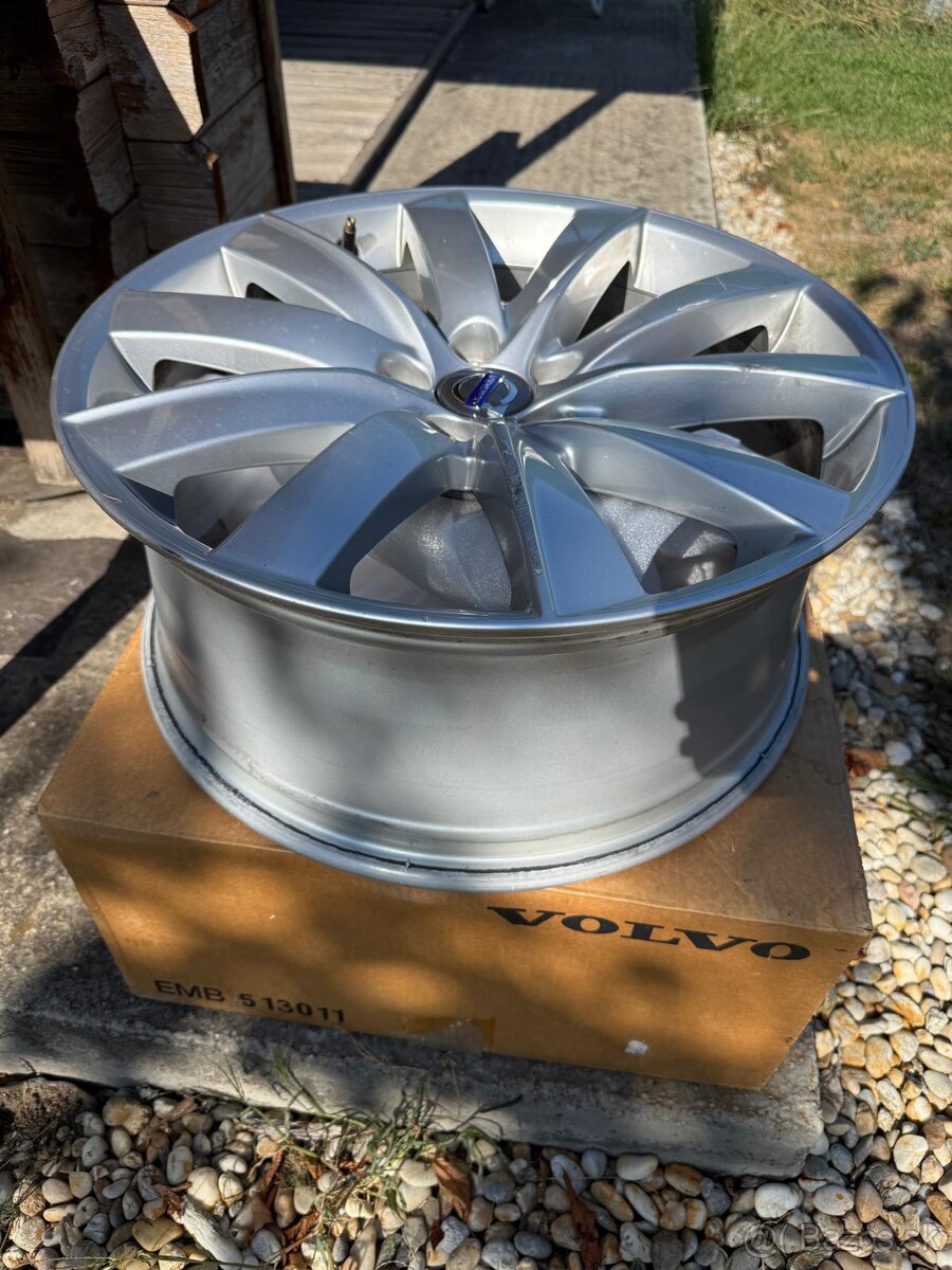 1 Disk auta Volvo XC90 - 2