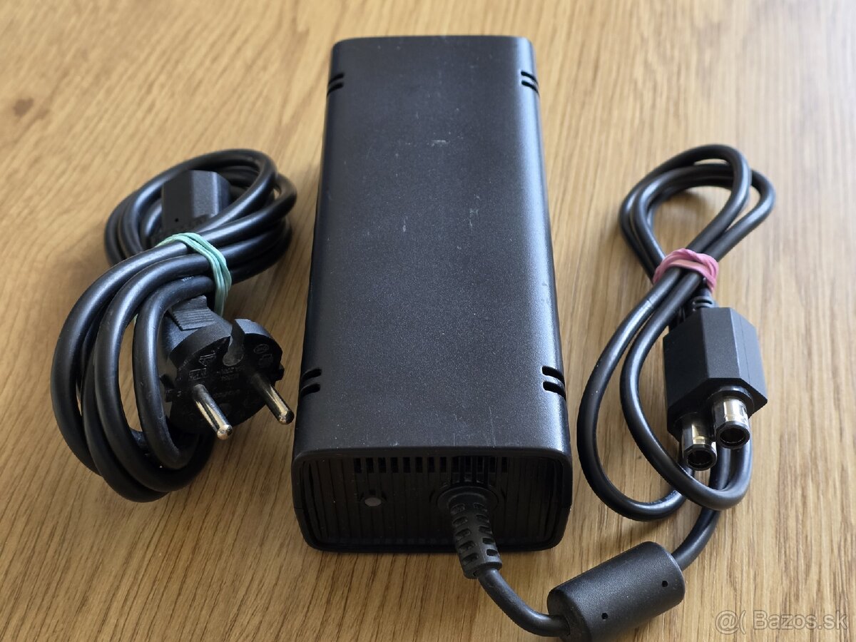 Originál napájací adaptér na Xbox 360 Slim - 2