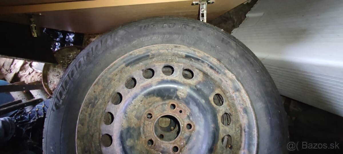 185/60 R15 zimné - 2