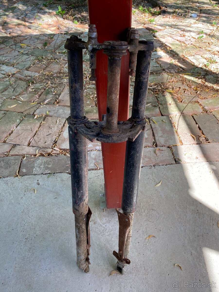 Predna vidlica jawa panelka - 2