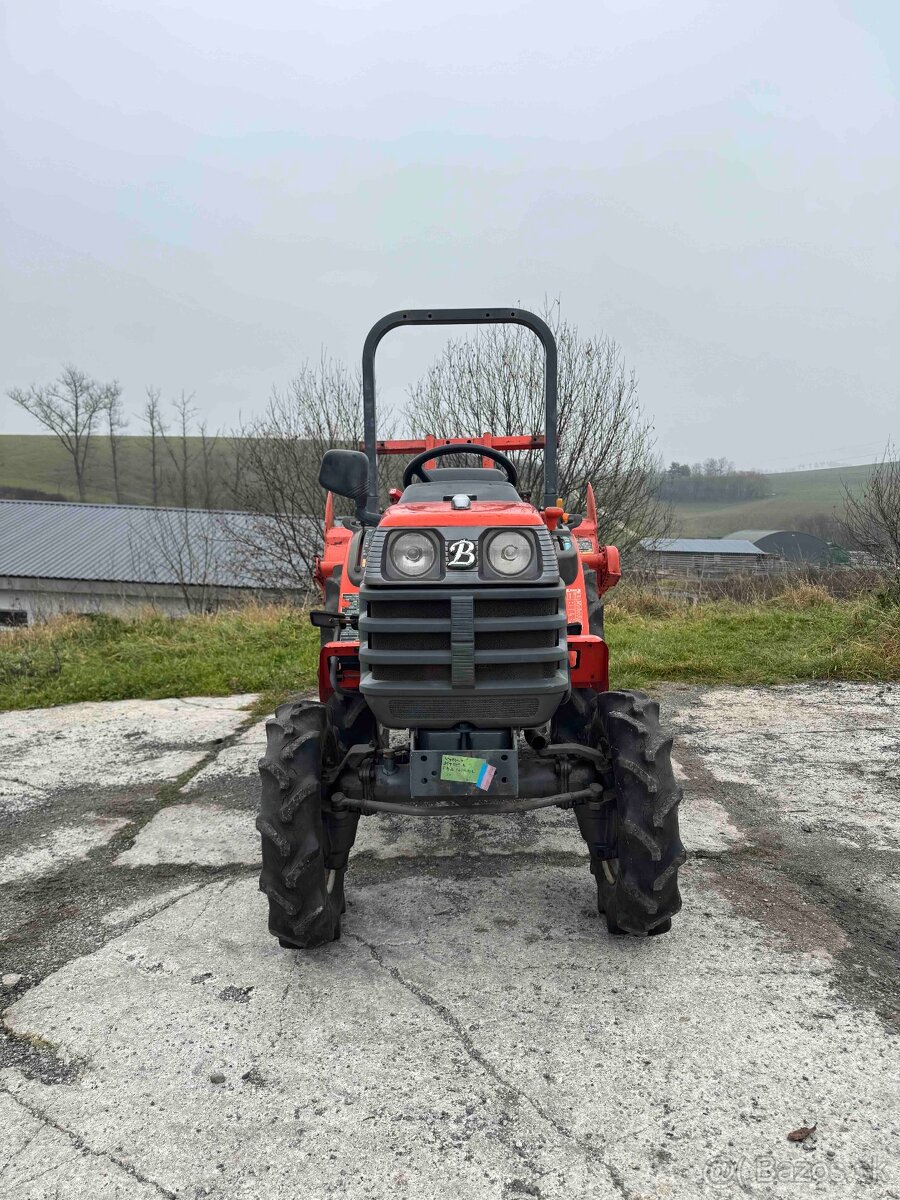 japonský malotraktor KUBOTA GB15 s rotavátorom - 2