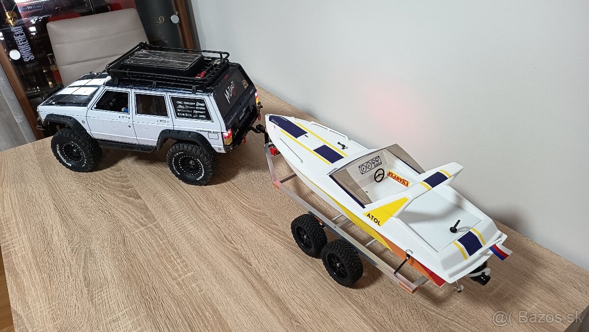 Axial scx10 ll jeep grandcherokee - 2