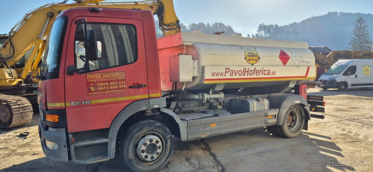 Mercedes Benz 1218 cisterna ADR - 2