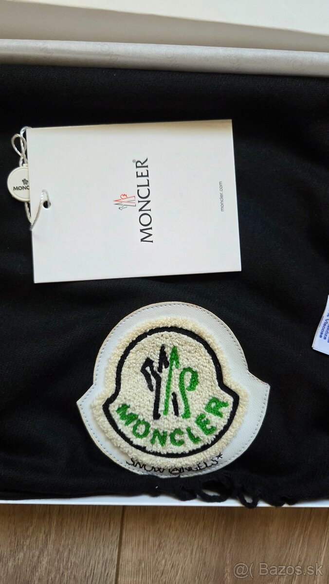 Moncler šál - 2