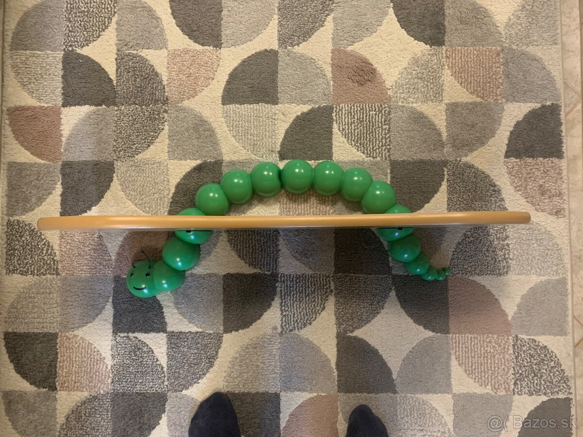 Predám závesnú policu - 2