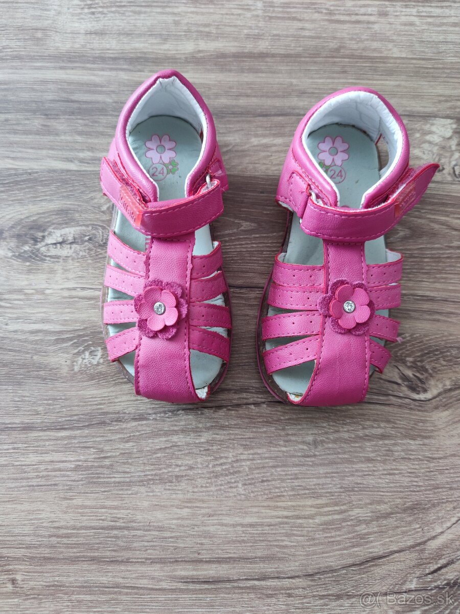 Dievčenské sandálky veľ. 24 - 2