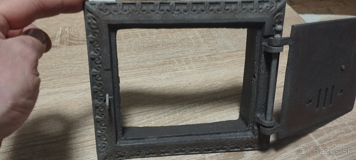 Liatinové dvierka - 2