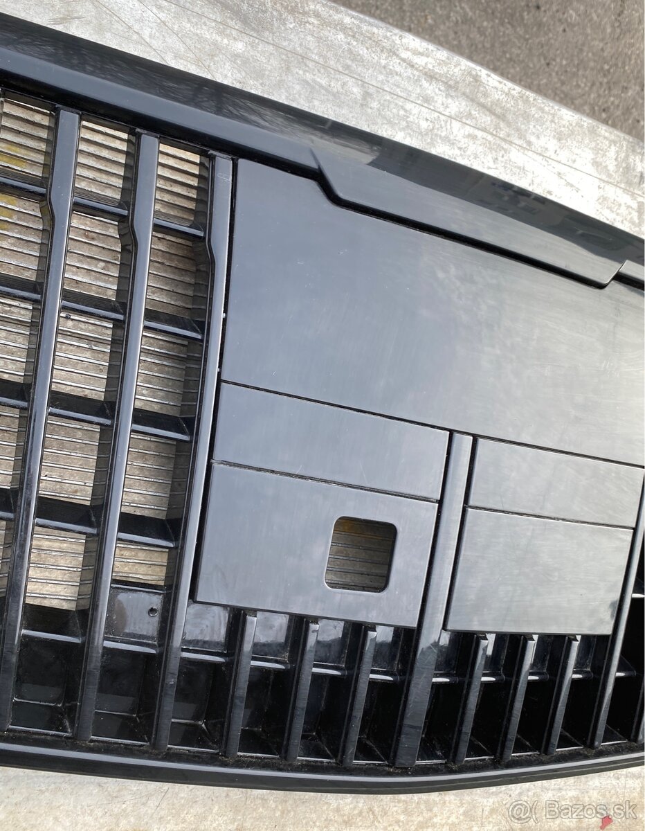 Predná maska Mercedes s w223 - 2