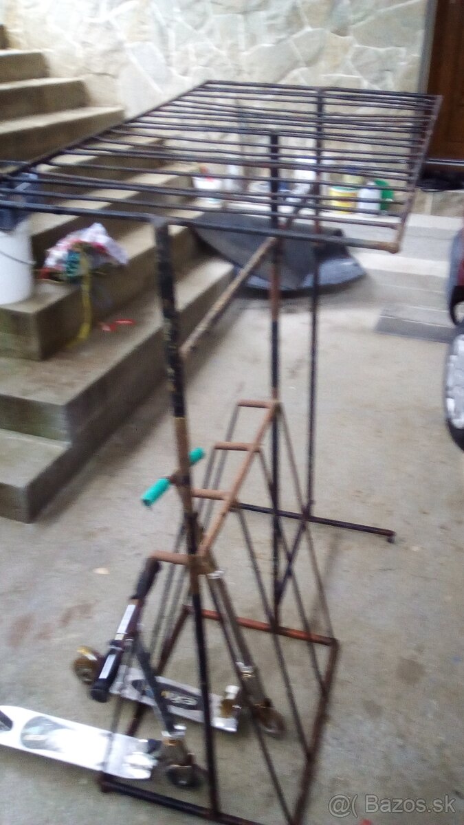 Stojan , konštrukcia na bicykel - 2