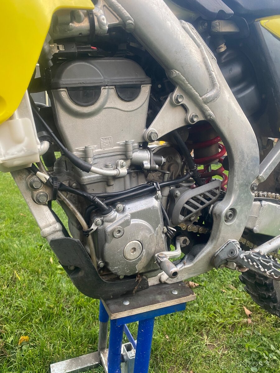 Suzuki rmz 450