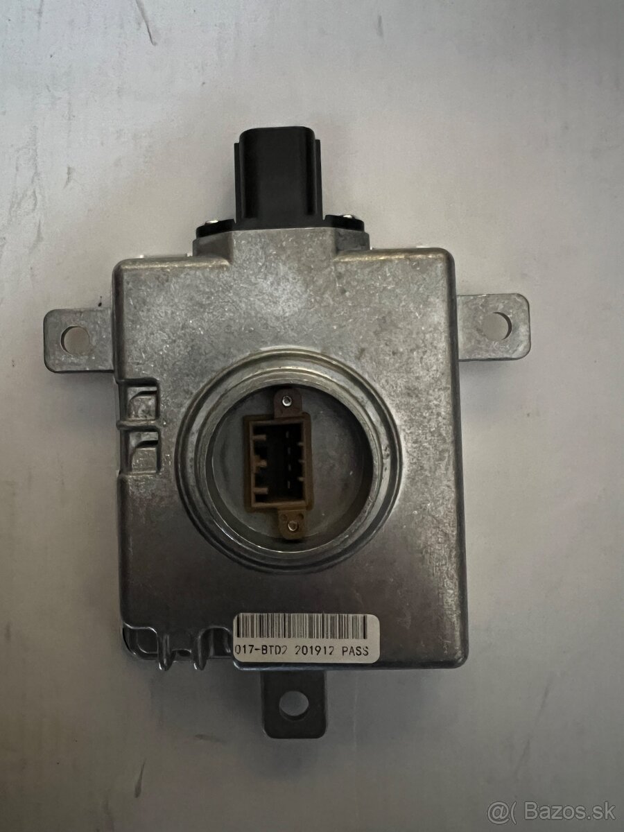 Riadiaca jednotka xenon W3T 12V - 2