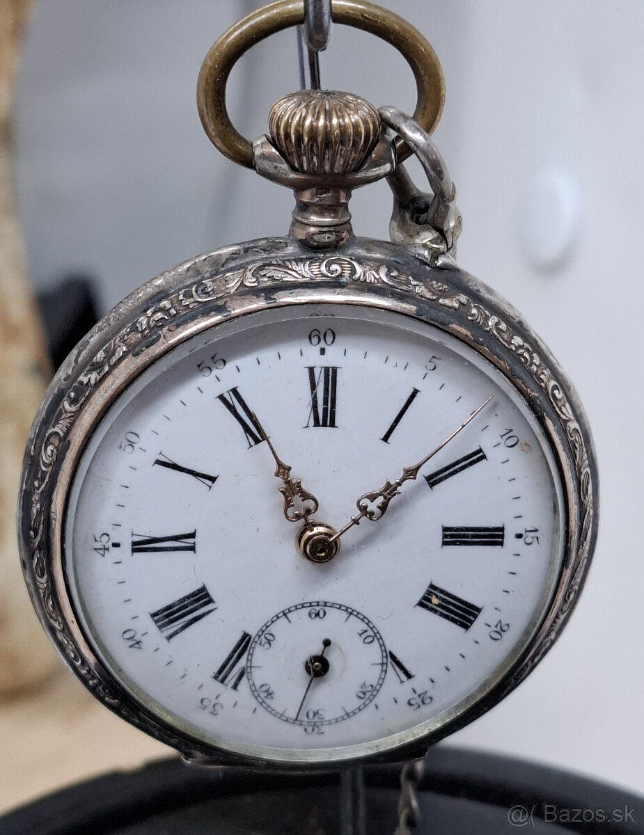Predám funkčné starožitné strieborné vreckové hodinky so str - 2