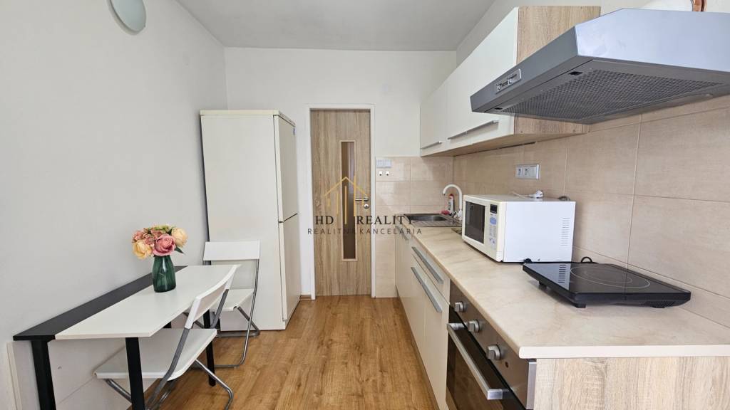 Na prenájom jednoizbový byt v Banskej Štiavnici - 2