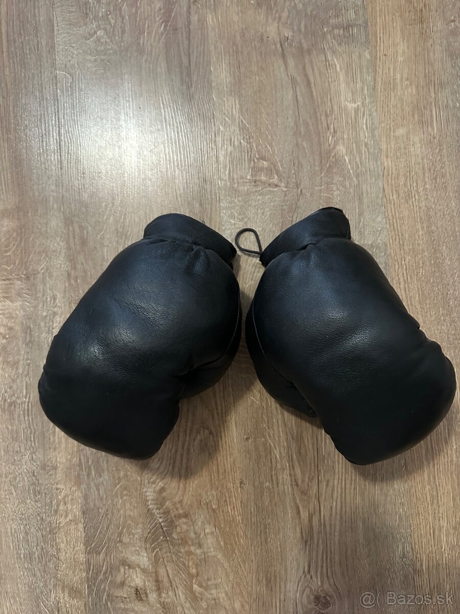 Rukavice na box- starožitné - 2