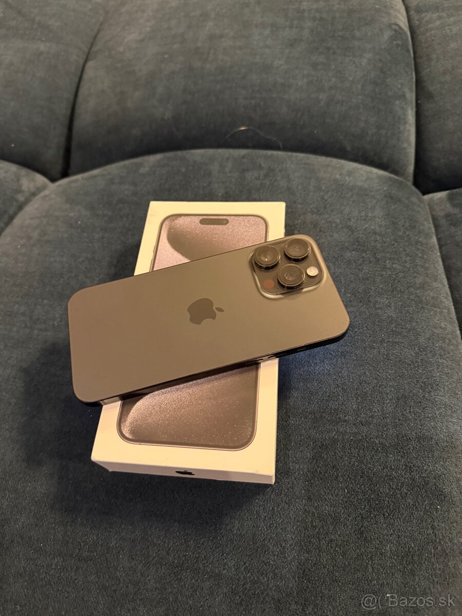 iPhone 15 Pro Max 256 GB - 2