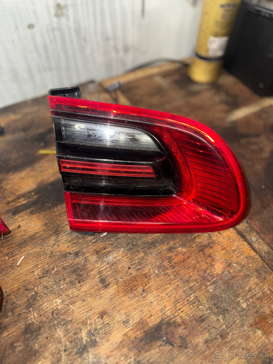 Svetlá Porsche Macan 2014 - 2