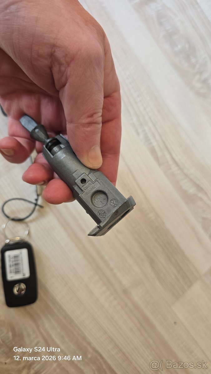 Golf 6 - VLOŽKA ZÁMKU S KĽÚČOM - 2