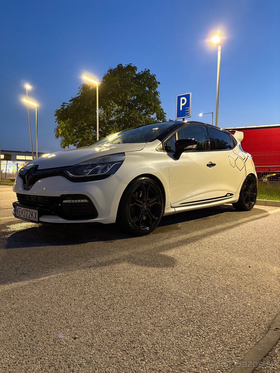 Renault Clio IV RS - 2