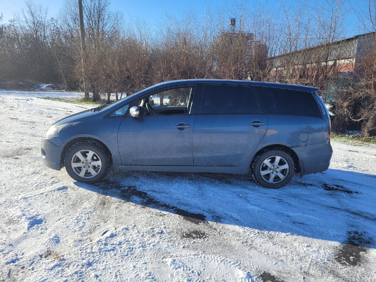 Mitsubishi Grandis - 2