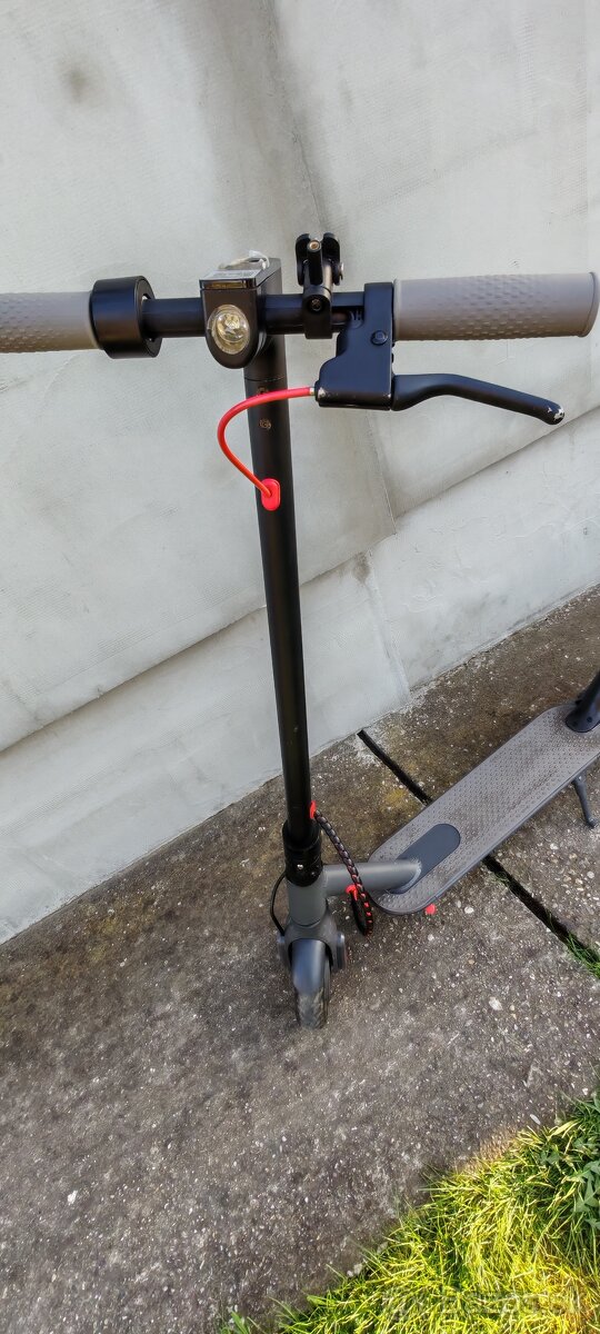 Elektrická kolobežka - 2