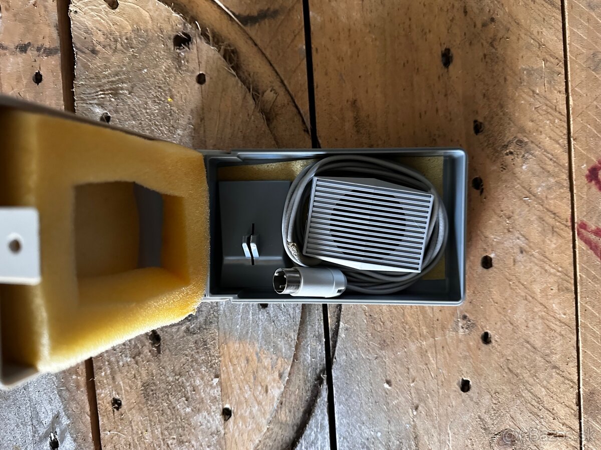 Mikrofón TESLA – Made in Czechoslovakia - 2