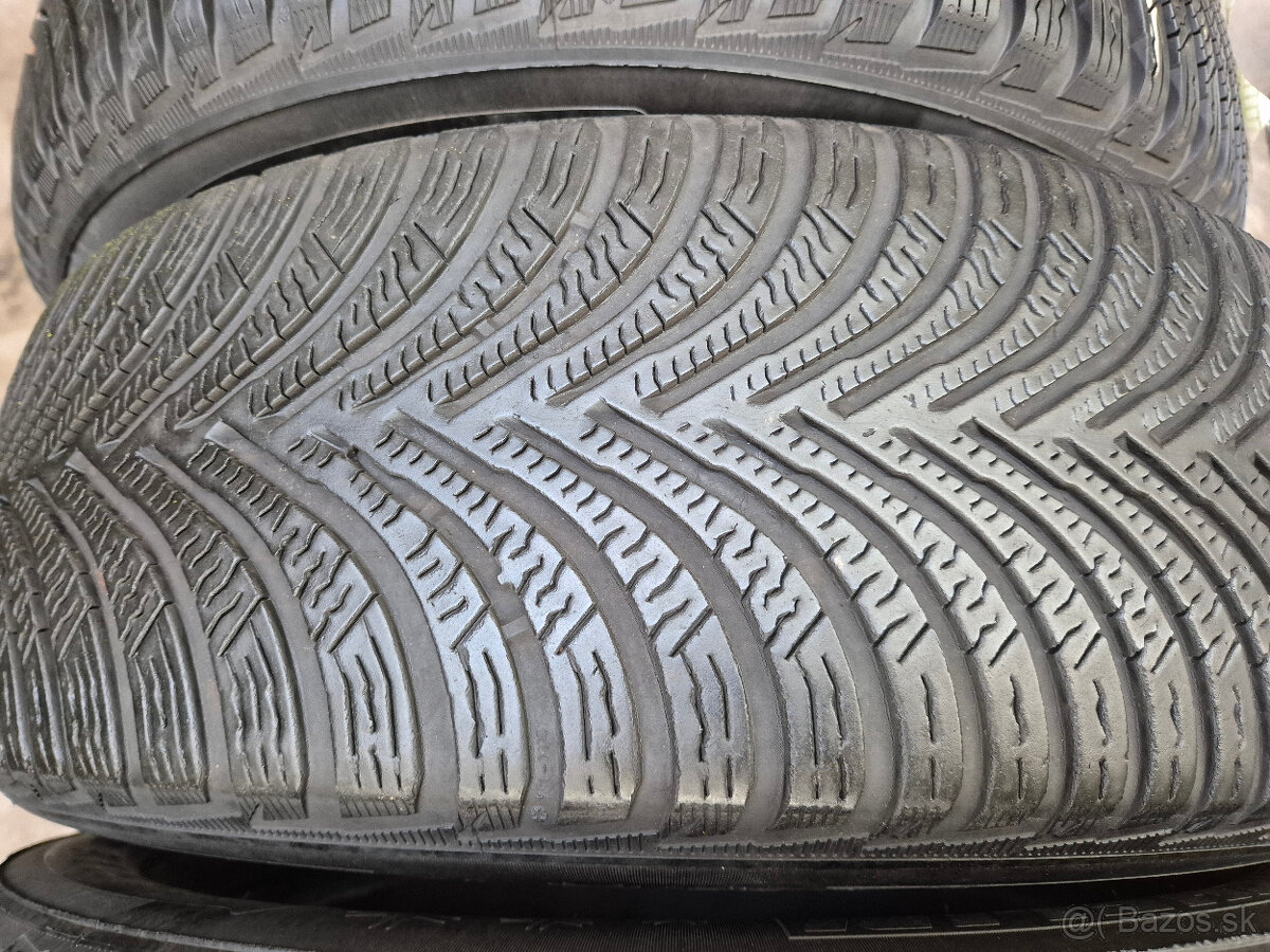 205/60 r16 zimné 4 ks MICHELIN dezén 8,2 - 4,7 mm - 2