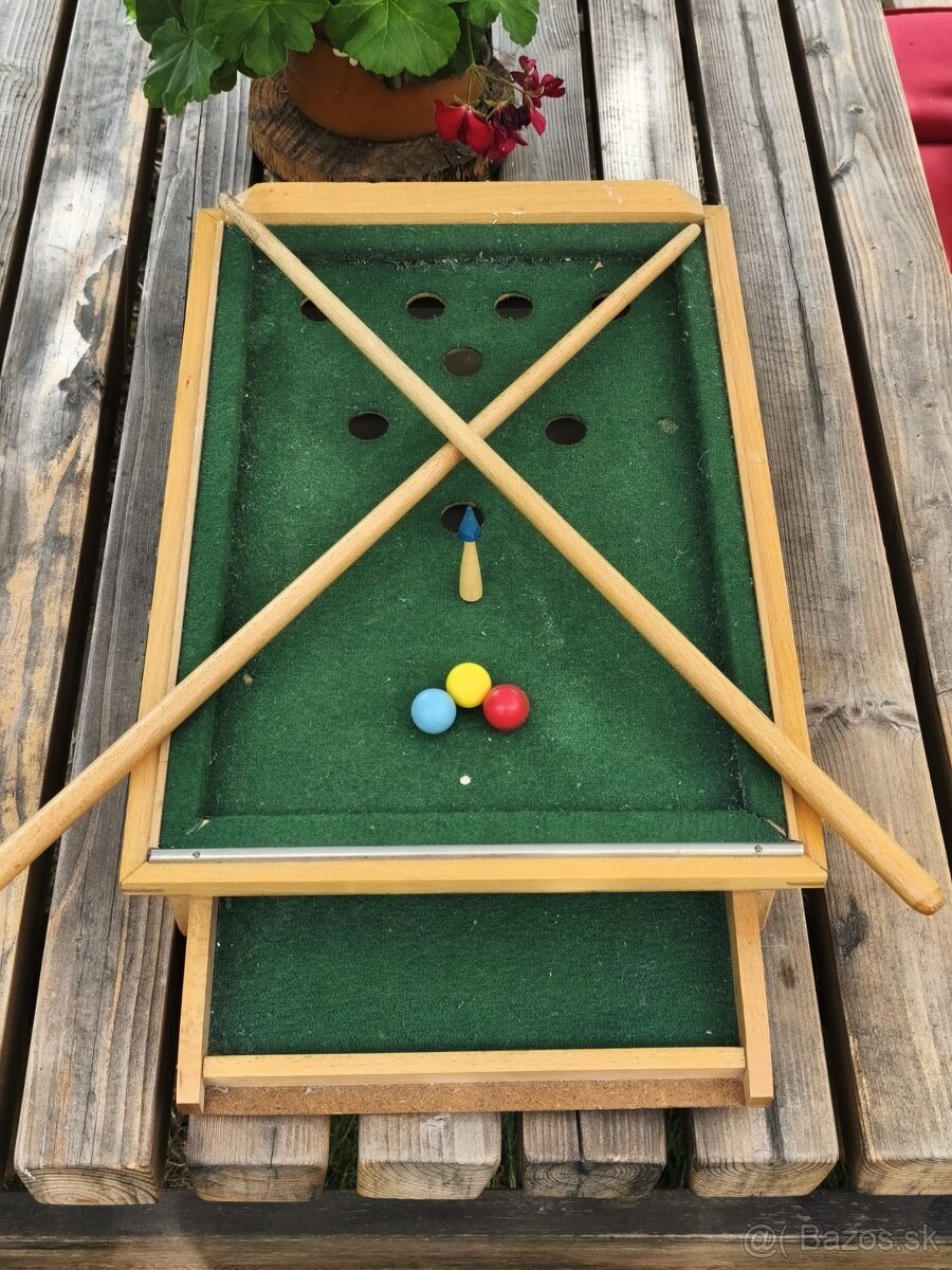 Predam staru hru (ceskoslovensku) - biliard s jamkami - 2