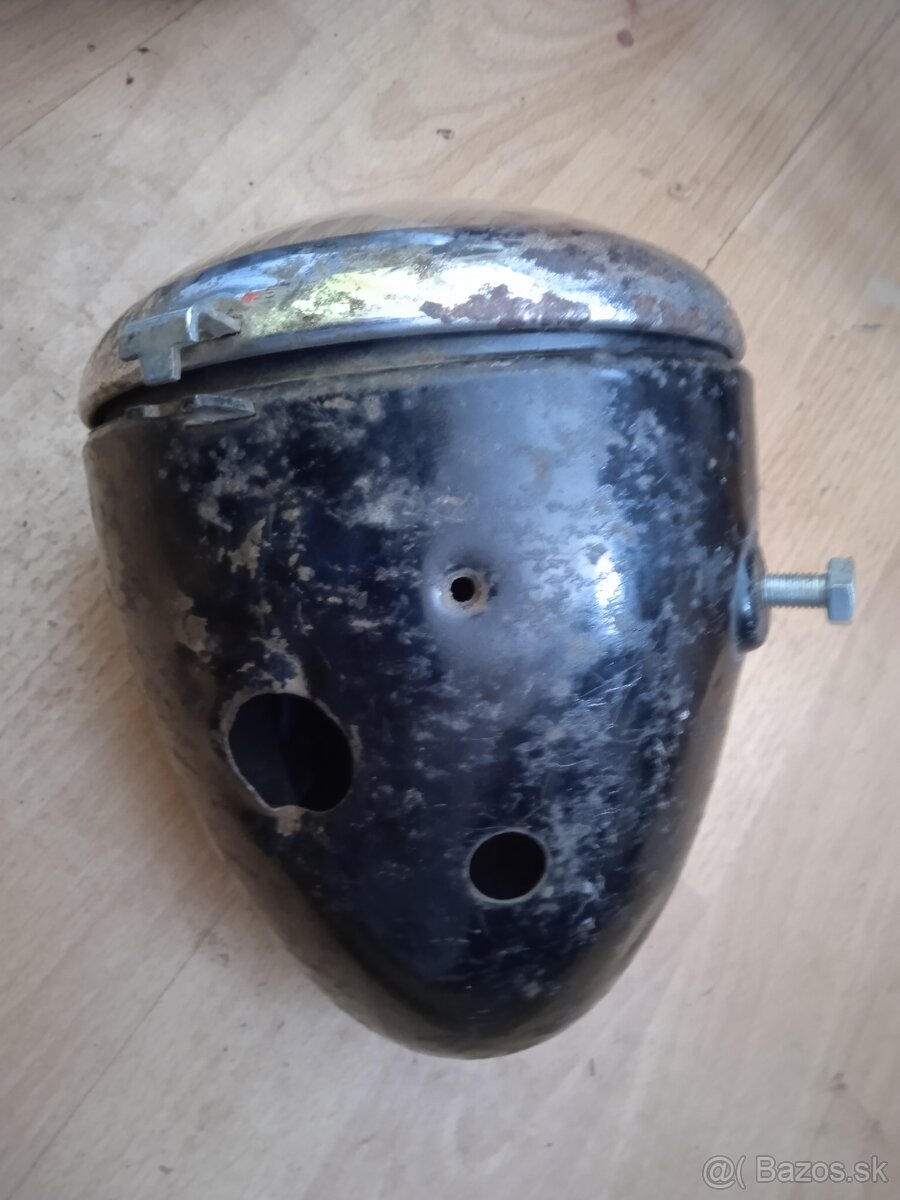 Predám originál pôvodne svetlo na cz 125 150c - 2