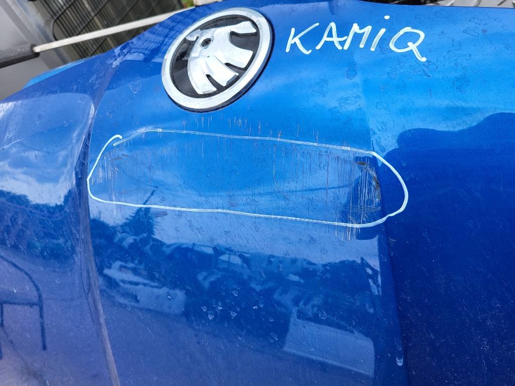 Skoda kamiq predna kapota. - 2