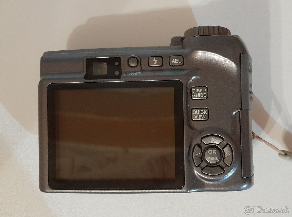Predám fotoaparát olympus SP-320 - 2