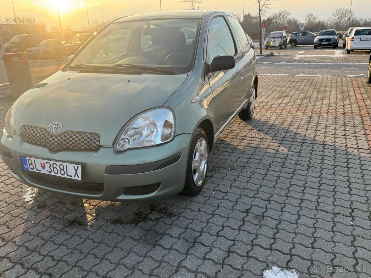 Toyota Yaris 1.0 - 2