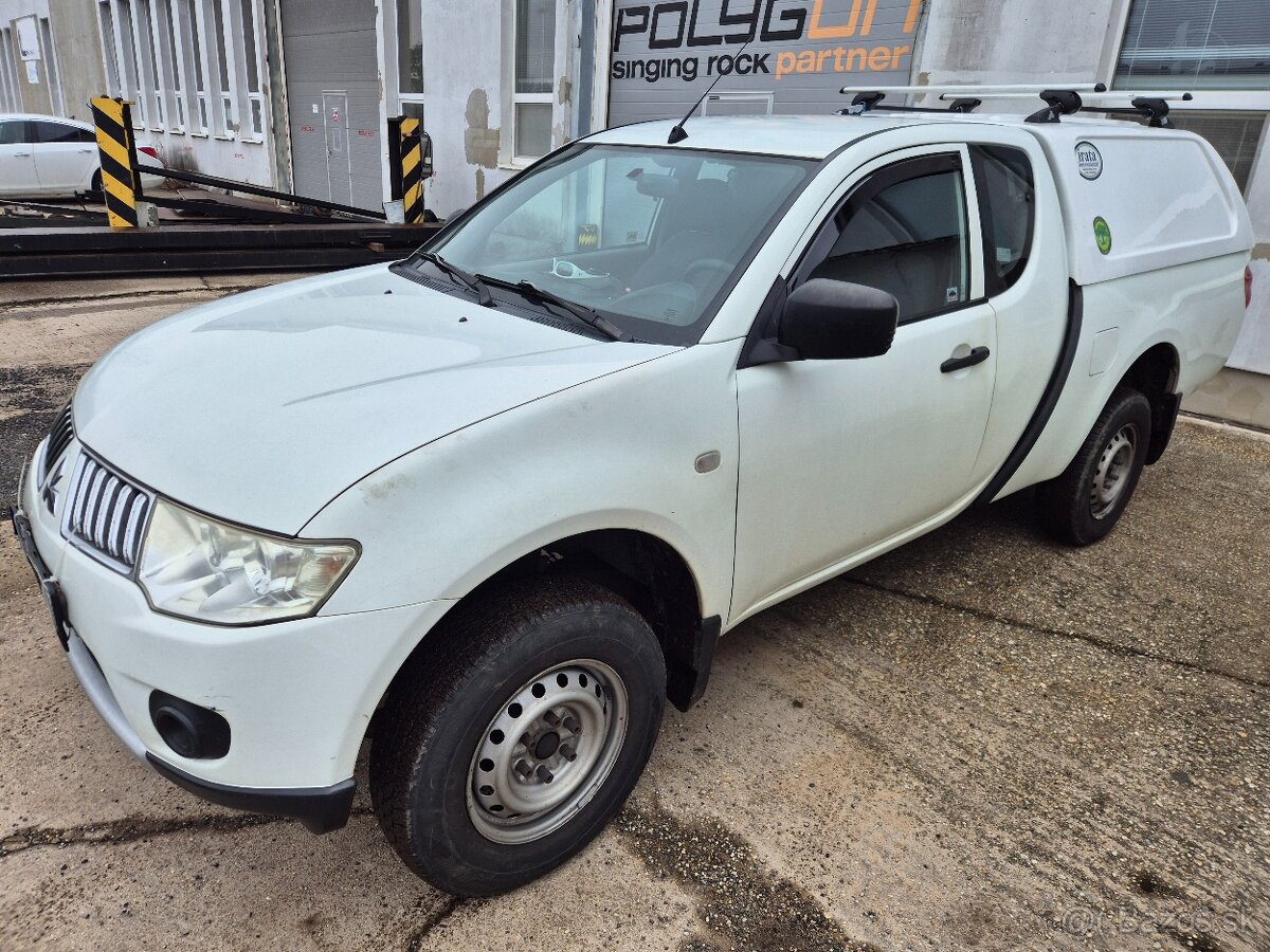 Mitsubishi L200 - 2