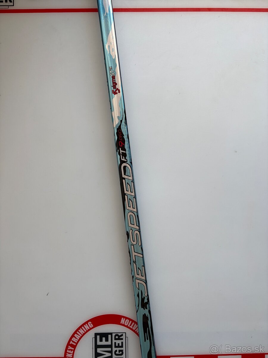 Hokeka CCM jetspeed ft9 p28 75flex right - 2