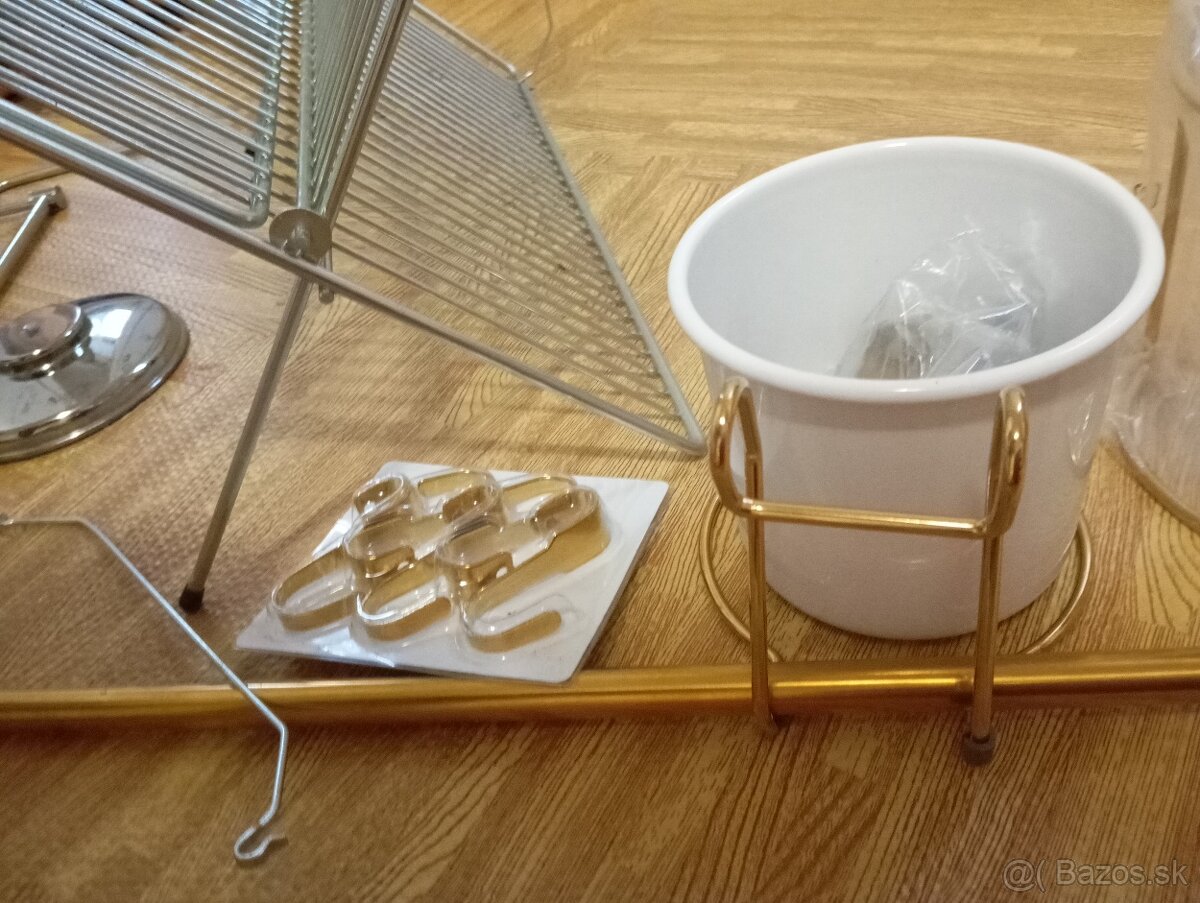 Kuchynské a kúpeľňové doplnky - 2