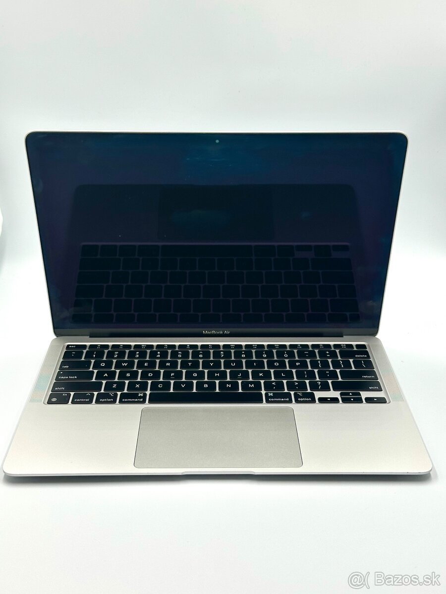 Macbook air M1 13,3" 256gb Silver 2020 / Záruka 12 mes. - 2
