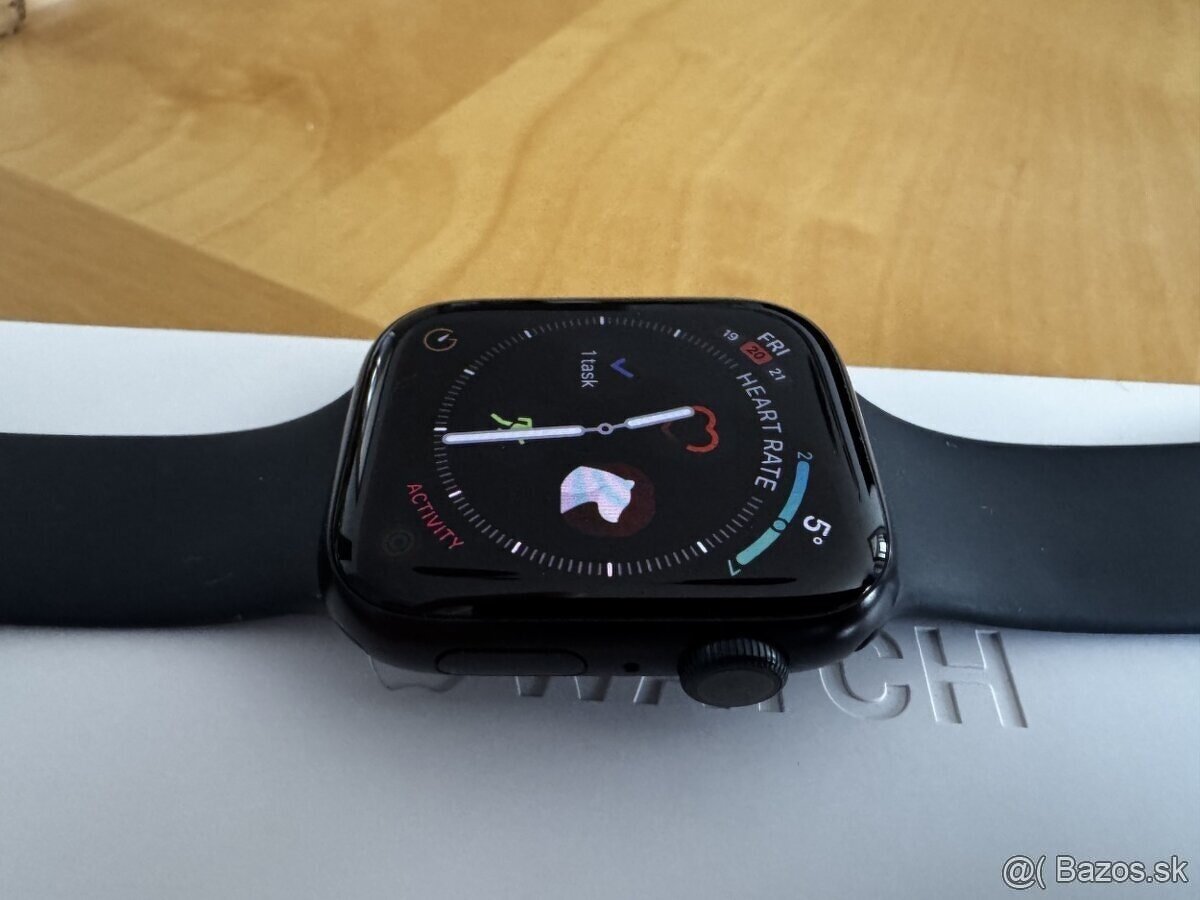 Apple Watch Series 10 46 mm, Jet Black M/L GPS - 2