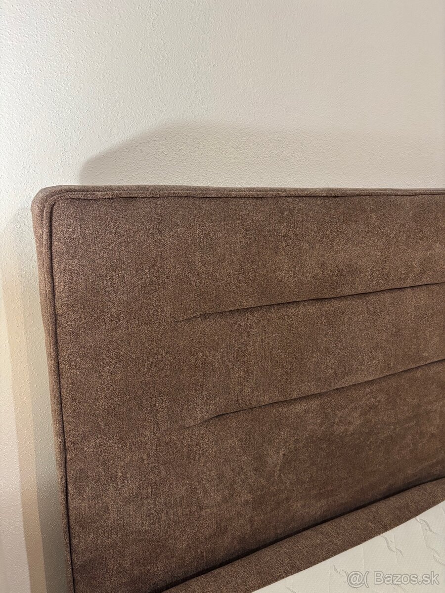 Manželská posteľ s odkladacím priestorom - 2