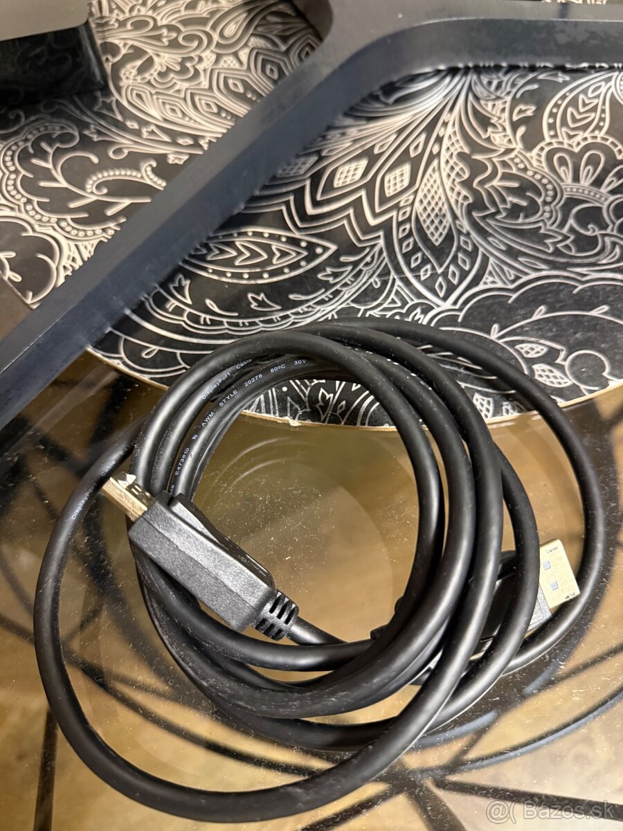 Samsung Curved Monitor – elegantný zakrivený displej pre poh - 2