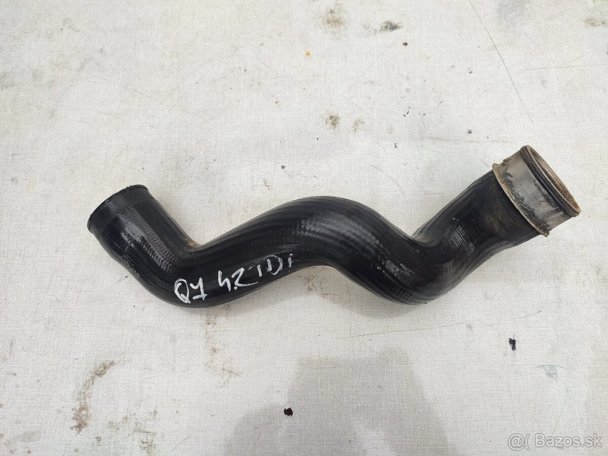 AUDI Q7 4L 4.2 TDI 240 KW - Hadica Turba - 2