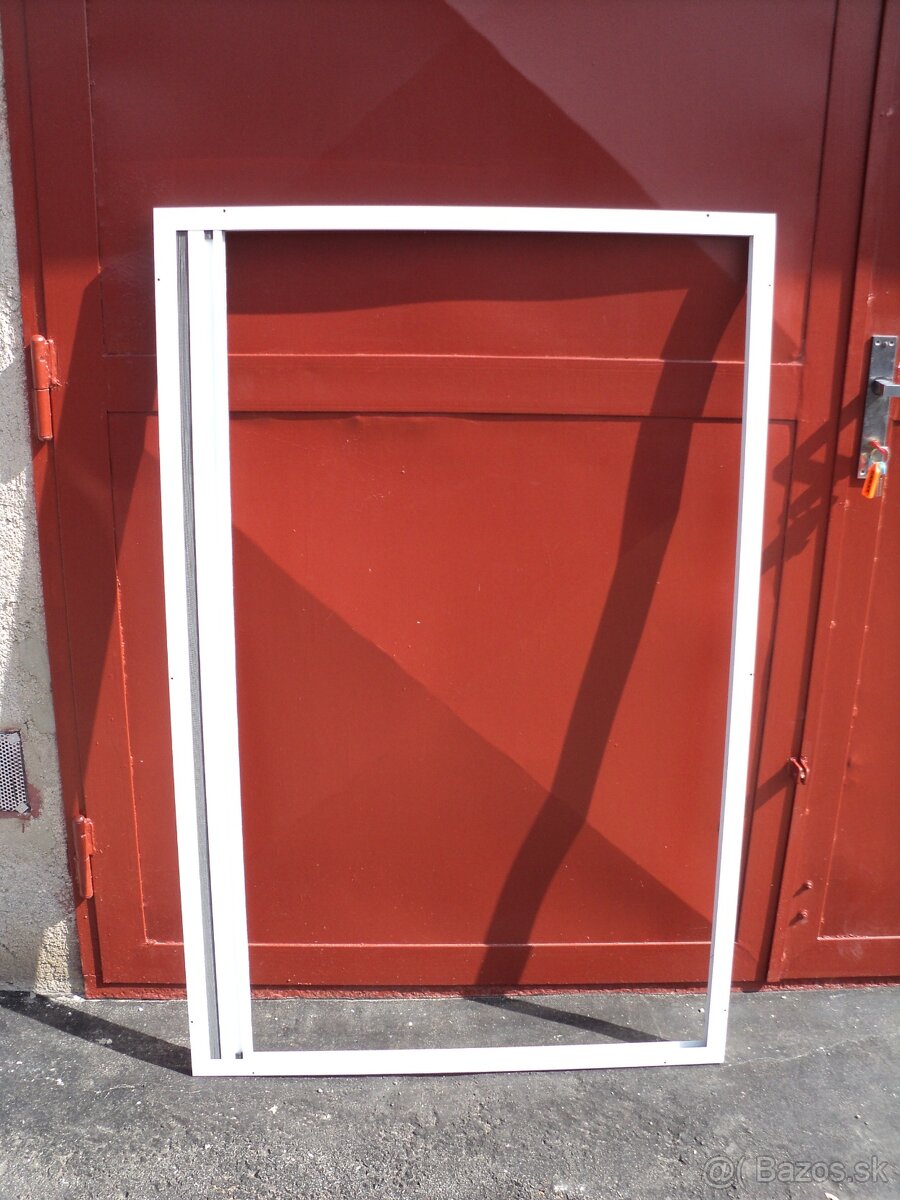 Sieťka na okno, dvere,lampa, demižóny,... - 2