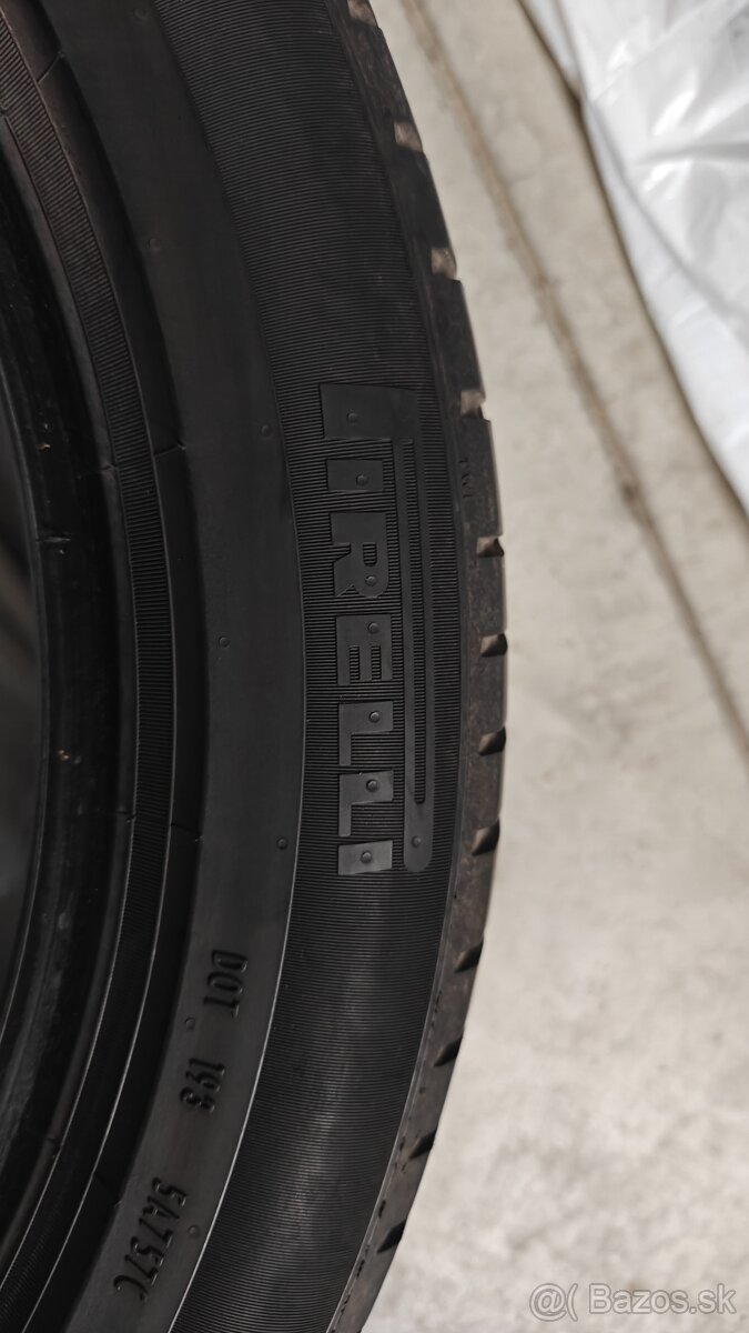 Letne pneu sada Pirelli SCORPION 255/45 R19 - 2